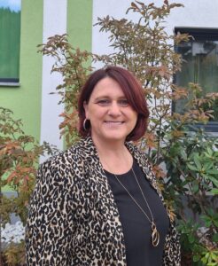 Portraitfoto Petra Lindner, Personalabteilung